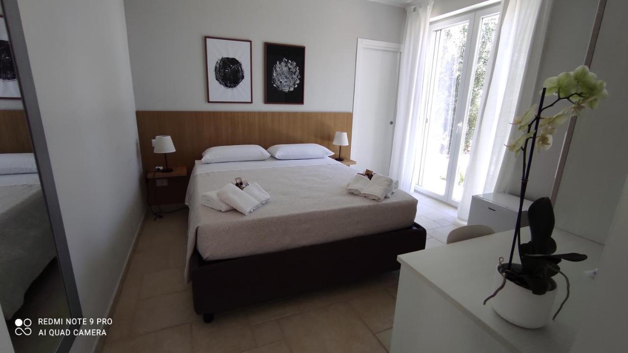 Contrada Specchia Rooms Carovigno Bagian luar foto